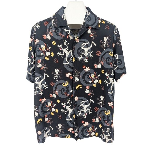 Disney Halloween Button Up Shirt Size M Mickey & Friends Costumes Spooky Haunted - Picture 1 of 11